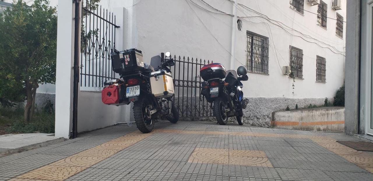 North Star Hostel Shkoder Bagian luar foto