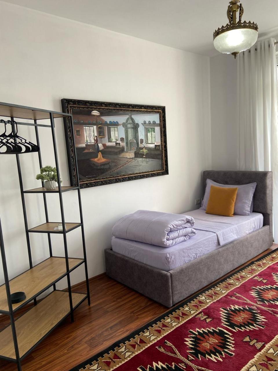North Star Hostel Shkoder Bagian luar foto