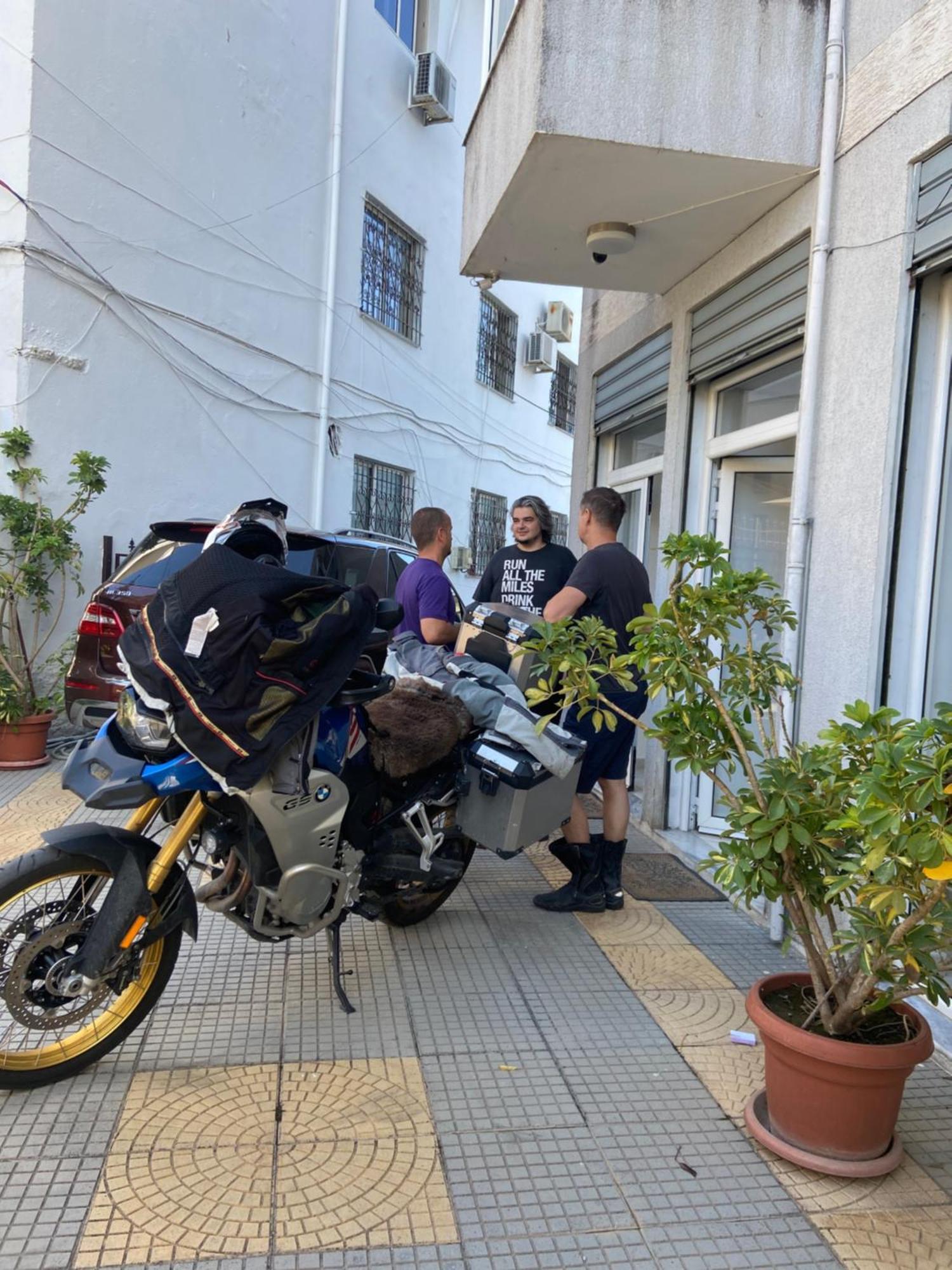 North Star Hostel Shkoder Bagian luar foto