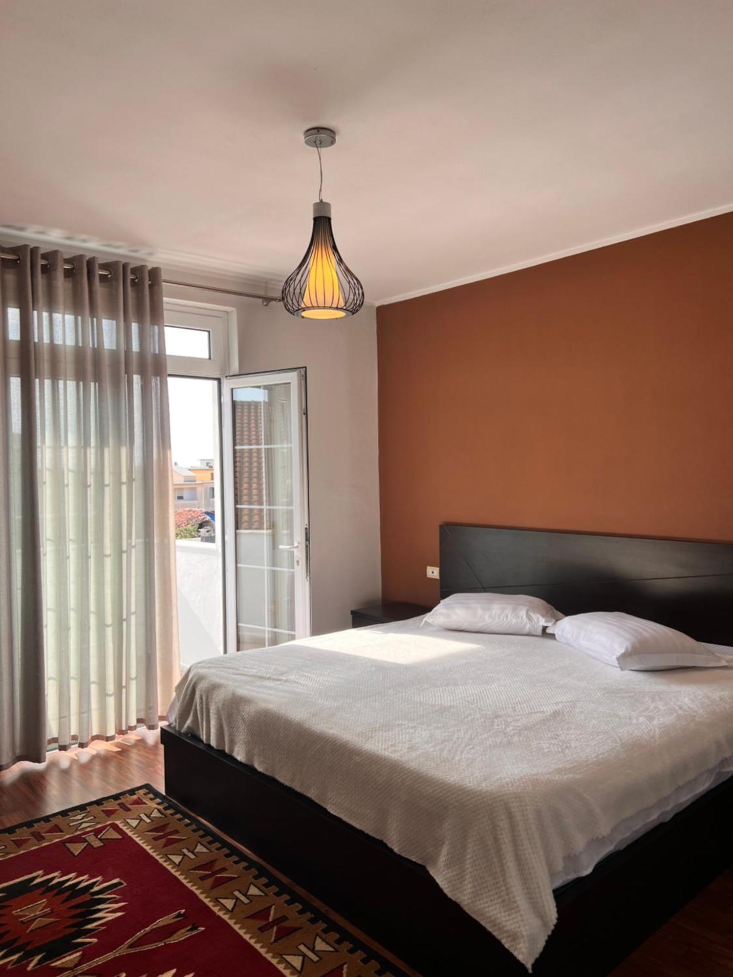 North Star Hostel Shkoder Bagian luar foto